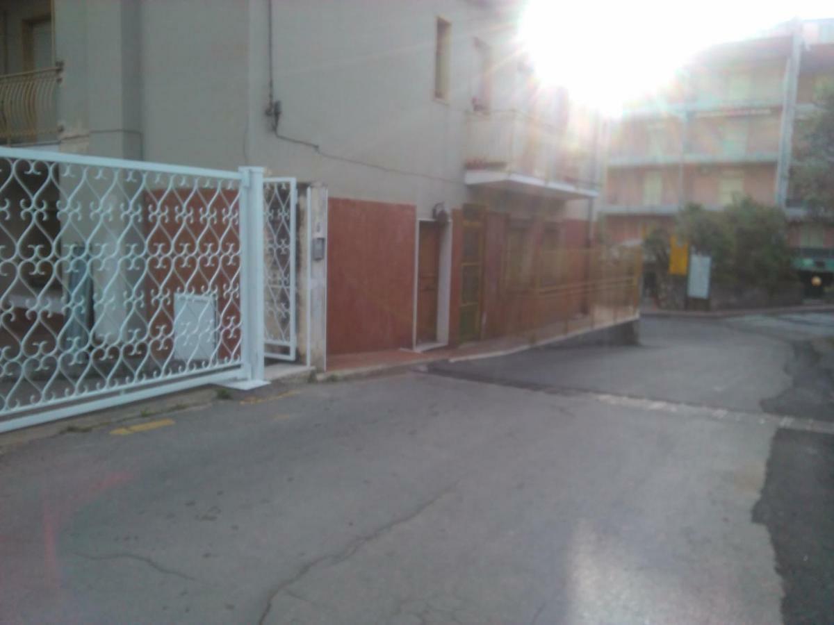 B&B Di Marco Giardini-Naxos Zewnętrze zdjęcie